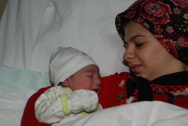 Yılın İlk Bebeği İlgi Hastanesinde Doğdu