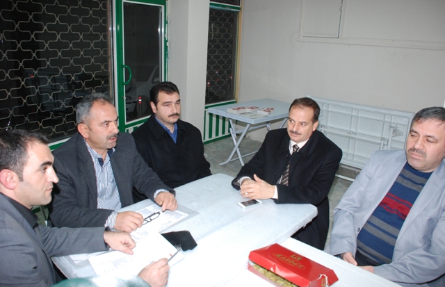 Ak Parti Seçim Bürosunu İlk Genç Osman Mahallesine Kurdu