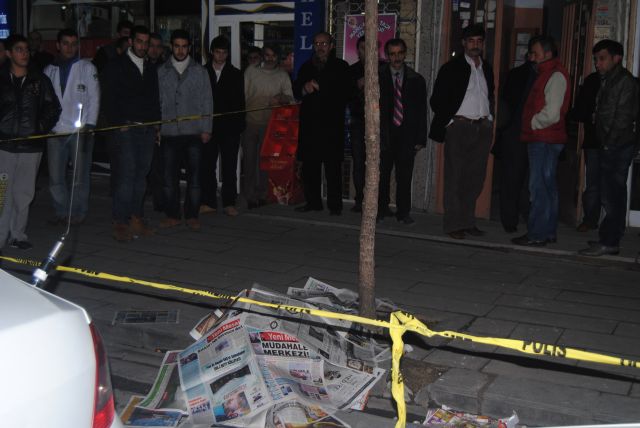 Depremde Kurtuldu Güngören De İntihar Etti