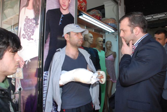 Cezaevine Girmek İçin Menderes Cd. Kendini Yaktı