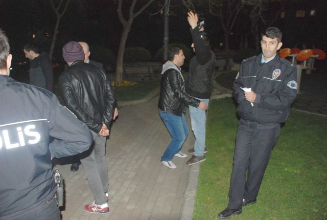 Güngören Emniyeti Eş Zamanlı Huzur Operasyonu Yaptı