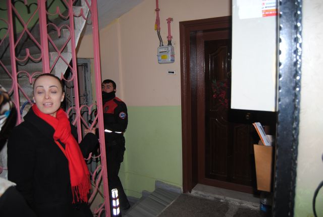 Hırsızlar Aman Vermiyor