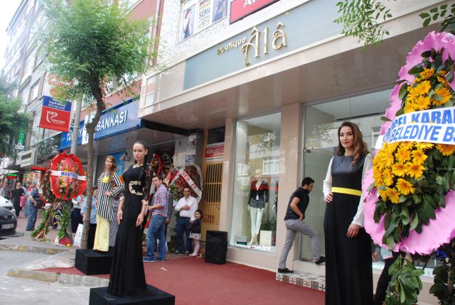 Butik Ala Güzellikleri İle Kapılarını Açtı