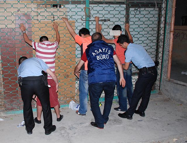 Polisin Uygulamasında Kimisi Sevindi Kimisi üzüldü