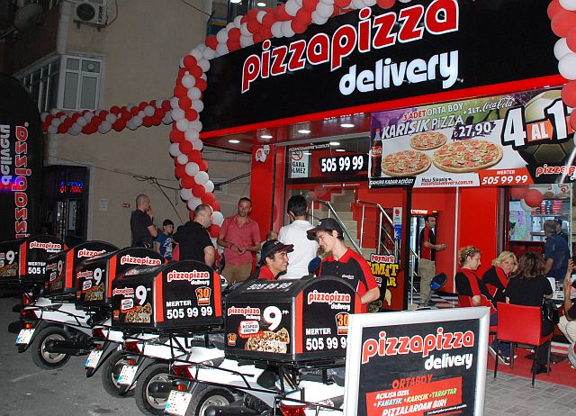 Pizza Pizza 150. Restaurantını Merter'e Açtı