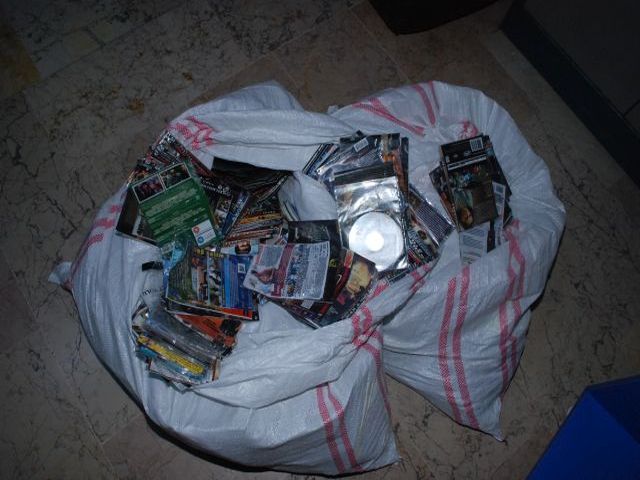 Kaçak Cd Cilere Tokat Gibi Operasyon