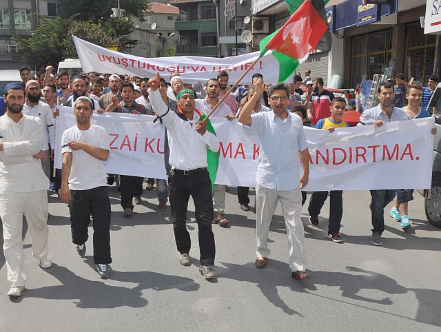 İsraile Lanet, Uyuşturucuya Hayır Mitinginde Güngören Tek Yürek Oldu