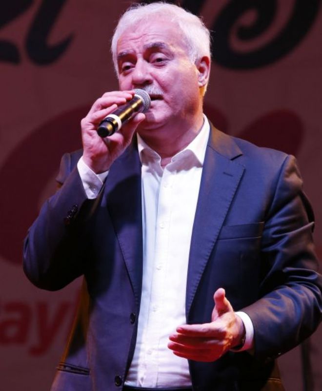 Güngören Kale Center'da Cumartesi Günü Nihat Hatipoğlu Rüzgarı Esecek