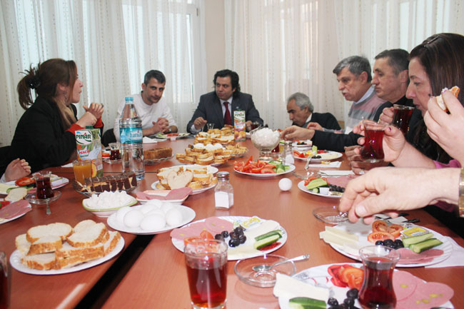 Has Parti Kahvaltıda Muhtarlarla Buluştu