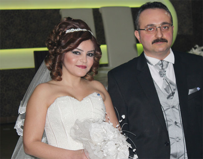 Beken çifti Dünya Evine Girdi