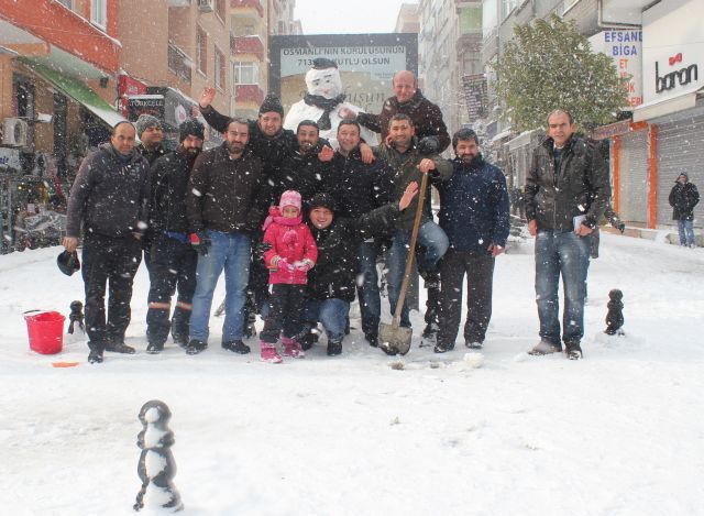 Güngören'in Kardan Adamları