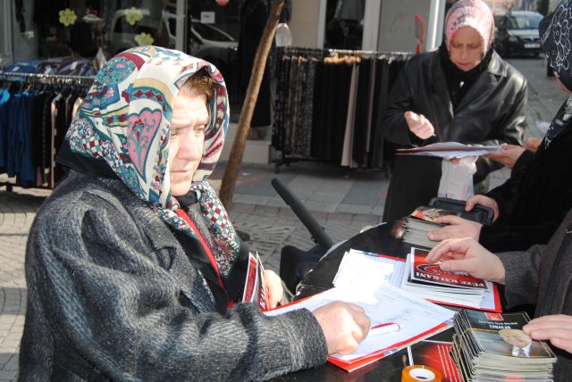 Sp Kadın Kolları Füze Kalkanına Dur Dedi