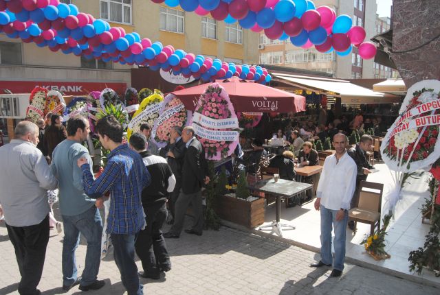 En Sonunda Merter'e Yakışan Voltaj Cafe&bistro Açıldı