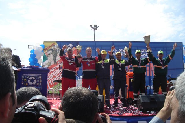 Güngören, En Hızlı çöp Süpüren 2. Belediye