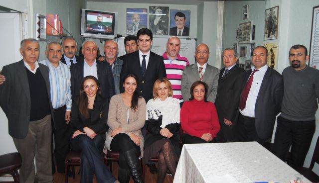 Chp Yeni Yönetimi Görücüye çıktı