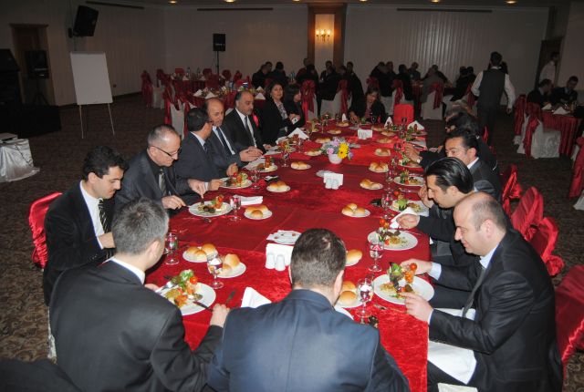 Polis Haftası Yemekle Kutlandı.plaketle ödüllendirildi