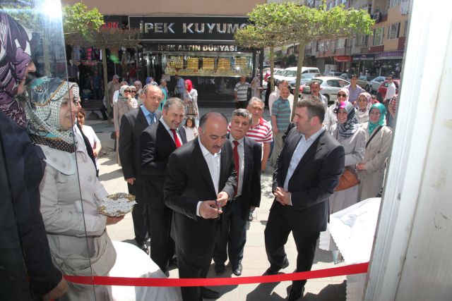 Karaman, Duygu Derneğinin Kermesine Katıldı