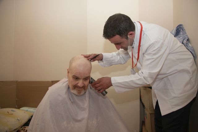 Engelli Ve Hastalara ücretsiz Berberlik Hizmeti