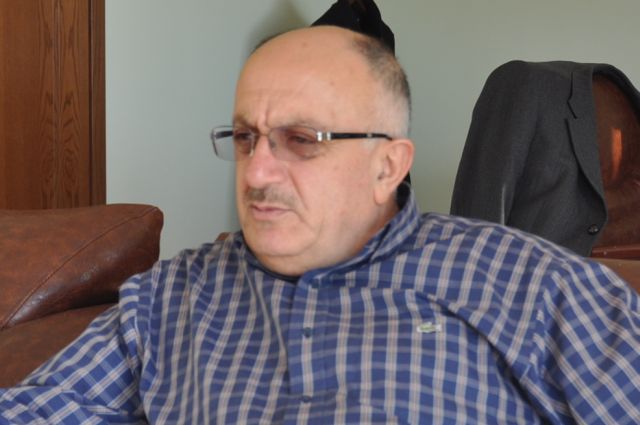 Hadi Hayırlı Olsun; Yahya Baş Bakan Yardımcısı