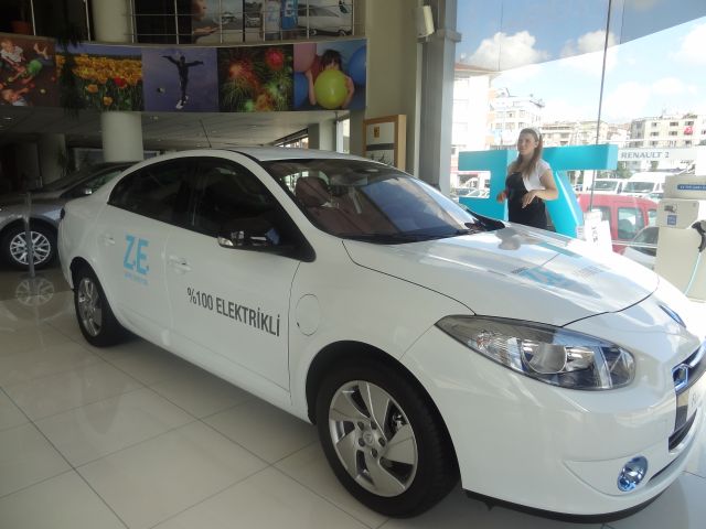 Elektrikli Araçlar Güngören Yollarında