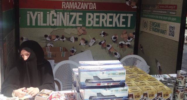 Türkiye'de İnsanlar Kendi Pisliklerini..