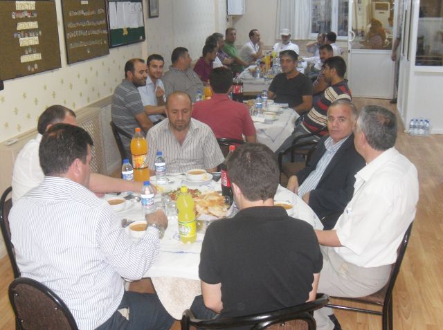 Erzincan Tercanlılar İftarda Bir Araya Geldiler