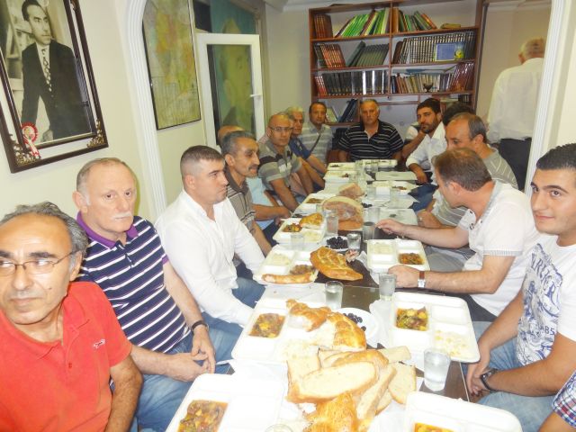 Mhp Yönetimi İftar'da Bir Araya Geldi