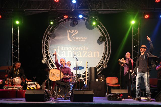 Debu İlahiler İle Güngörenlileri Coşturdu