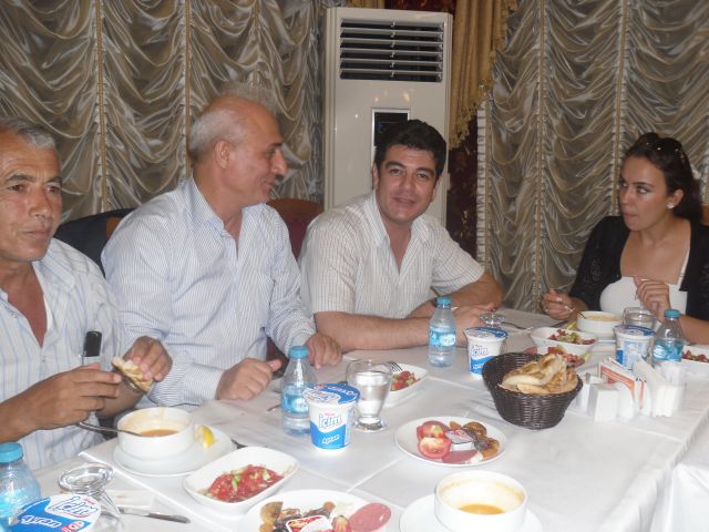 Chp Hüseyin Konuk ;bu Sofra Dostluk Sofrası