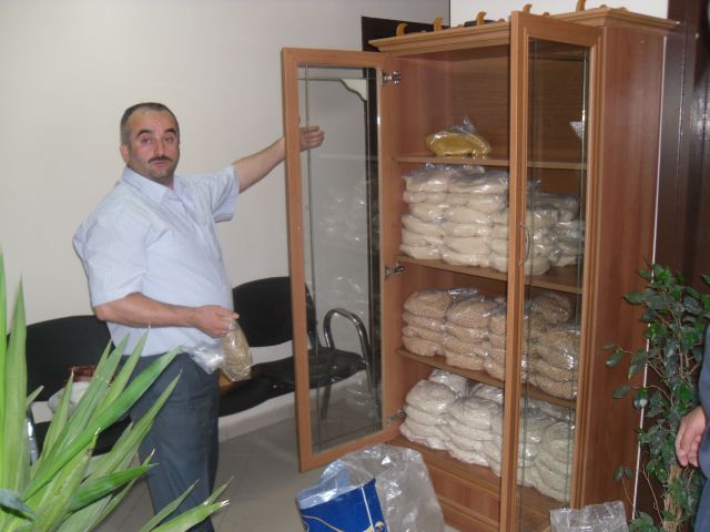 Genç Osman Mah. Hayır Dolabı Hiç Boşalmıyor