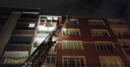 Elektrik kontağından çıkan yangında Can Pazarı yaşandı